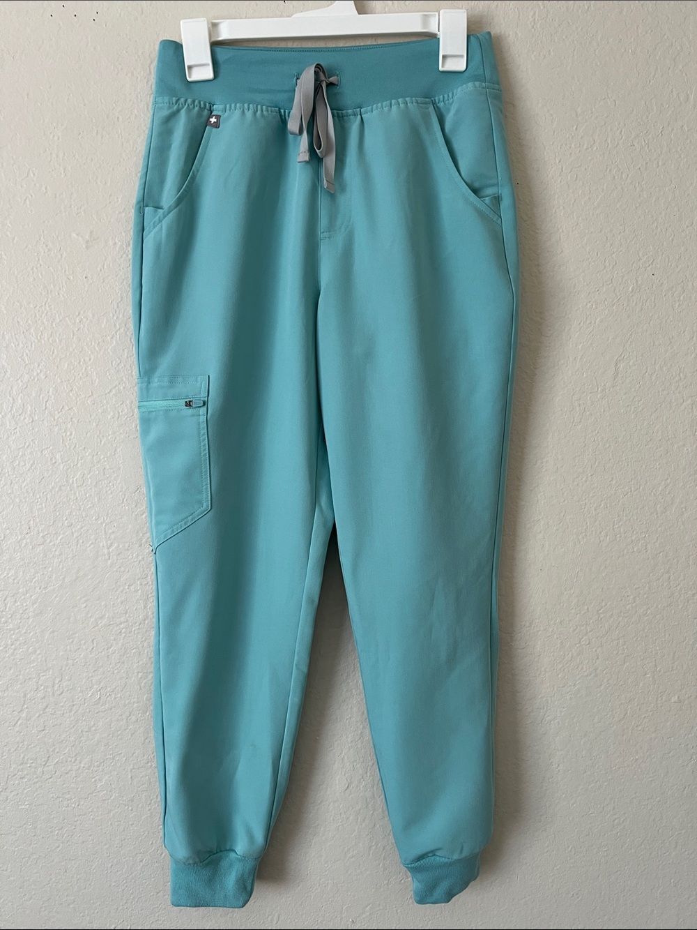 Like New! FIGS High Waisted Zamora Jogger Scrub Pants PO#3021 Size S/P